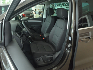 2018款380TSI 舒享型 6座 主驾驶座椅