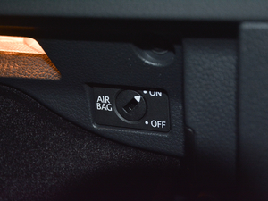 2018款380TSI 舒享型 6座 空间座椅