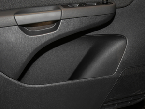 2018款380TSI 舒享型 7座 前门储物空间