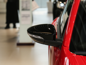 2018180TSI ʯϵ؄e ^