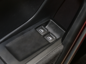 2018180TSI ˘ {܇ƅ^	