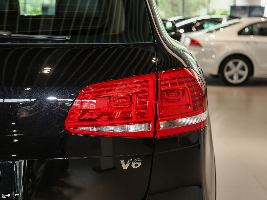 2018;J 3.0 TSI sҫذ