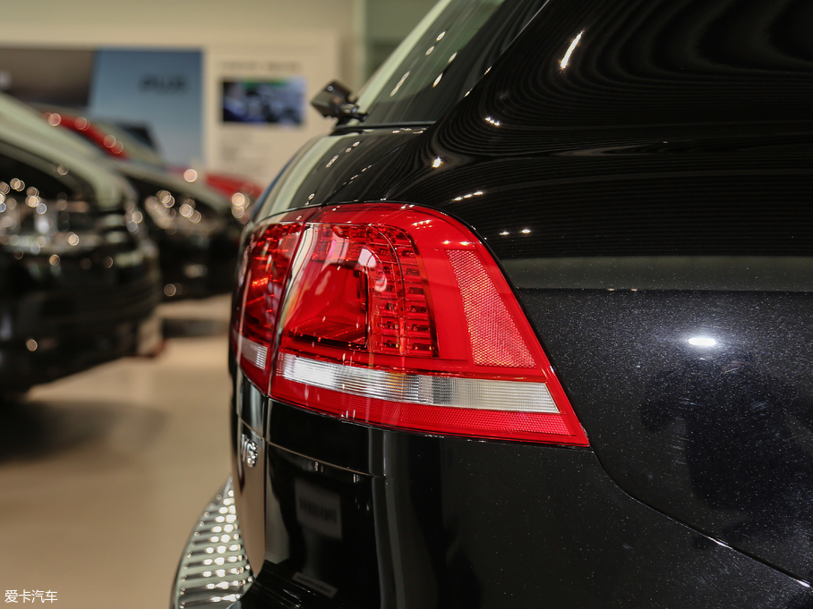 2018;J 3.0 TSI sҫذ