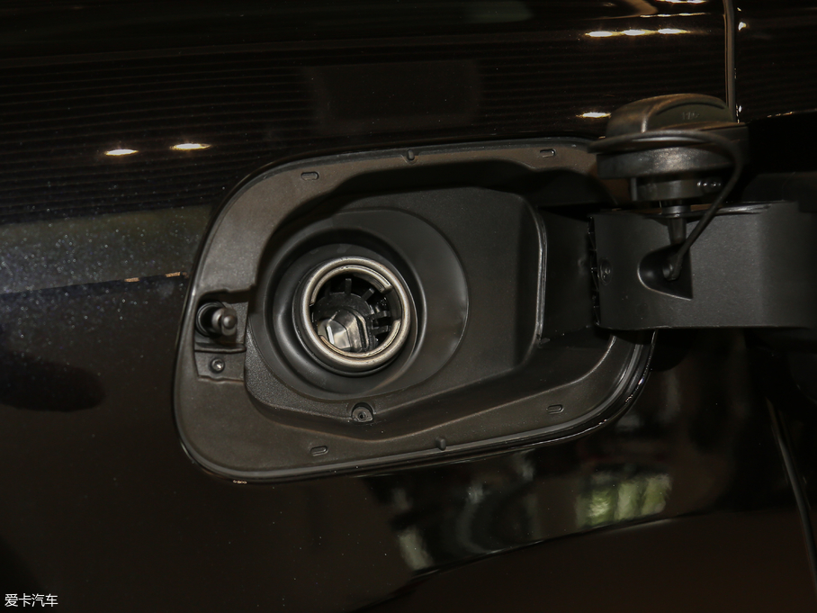 2018;J 3.0 TSI sҫذ