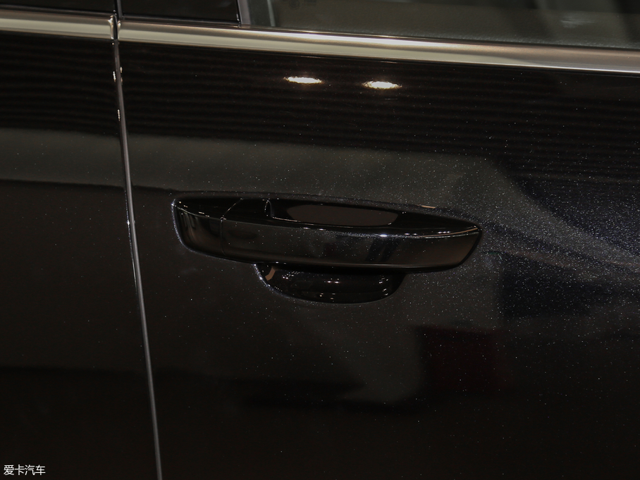 2018;J 3.0 TSI sҫذ