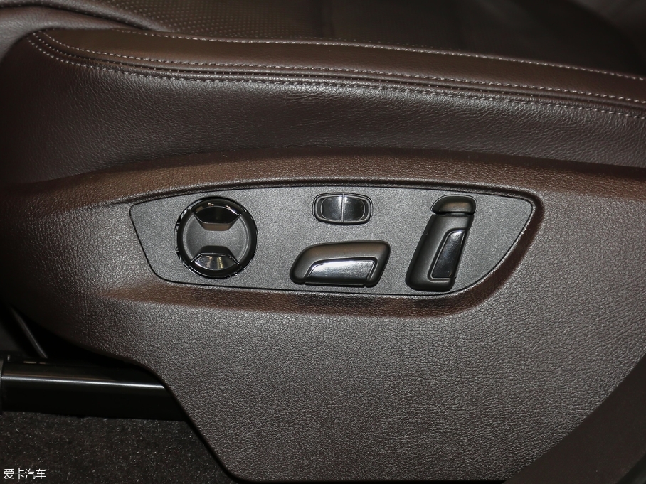 2018;J 3.0 TSI sҫذ