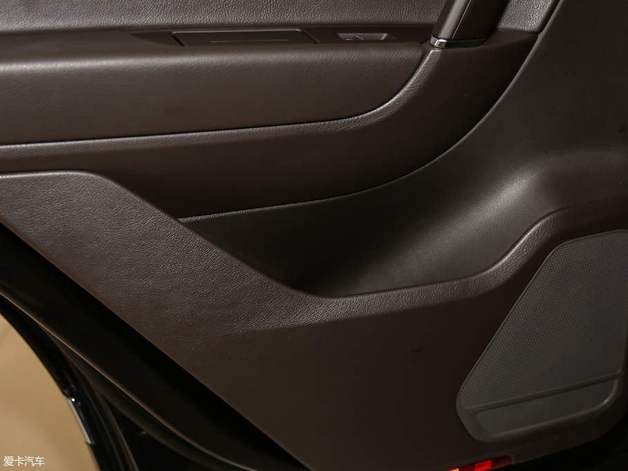 2018;J 3.0 TSI sҫذ