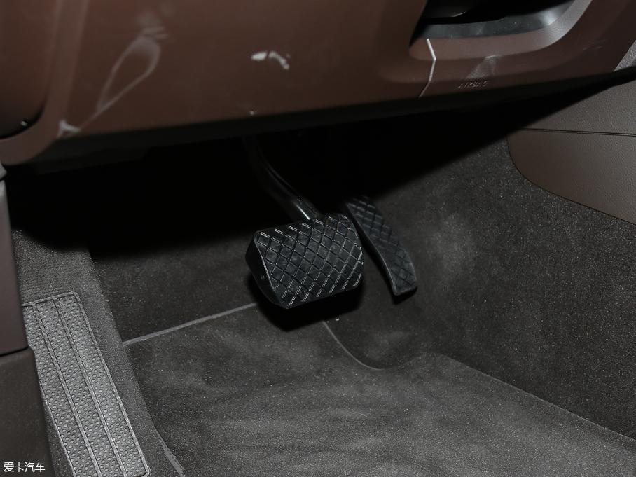 2018;J 3.0 TSI sҫذ