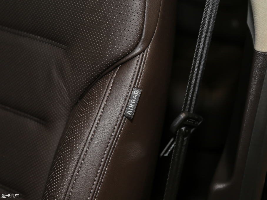 2018;J 3.0 TSI sҫذ