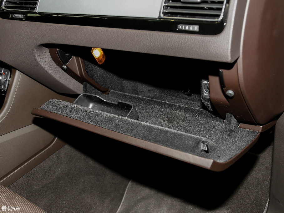 2018;J 3.0 TSI sҫذ