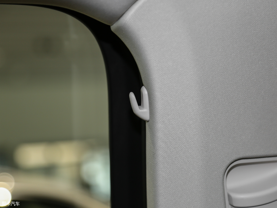 2018;J 3.0 TSI sҫذ