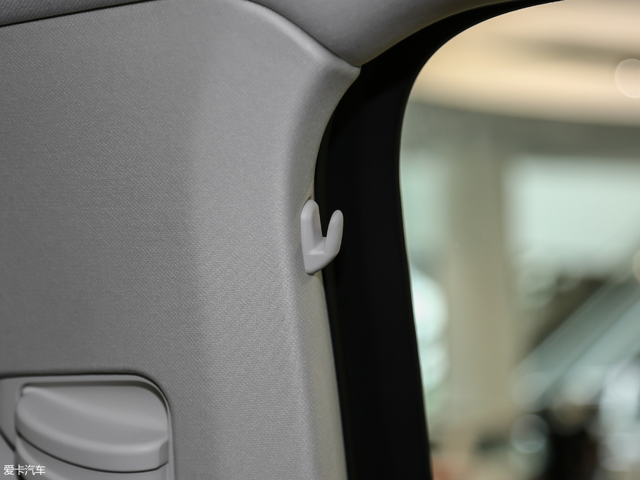 2018;J 3.0 TSI sҫذ