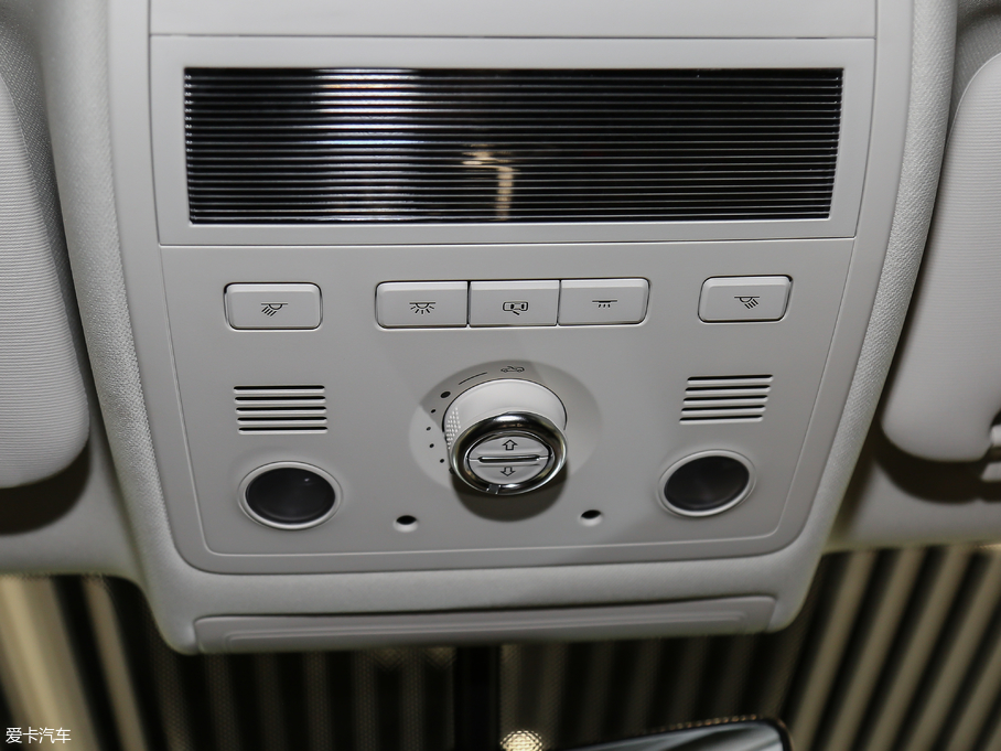 2018;J 3.0 TSI sҫذ