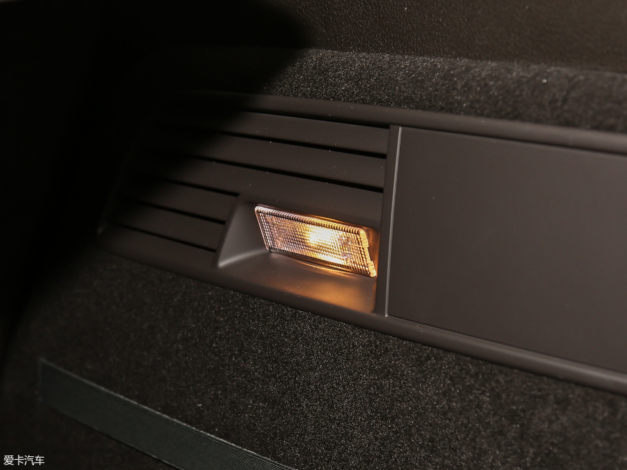 2018;J 3.0 TSI sҫذ