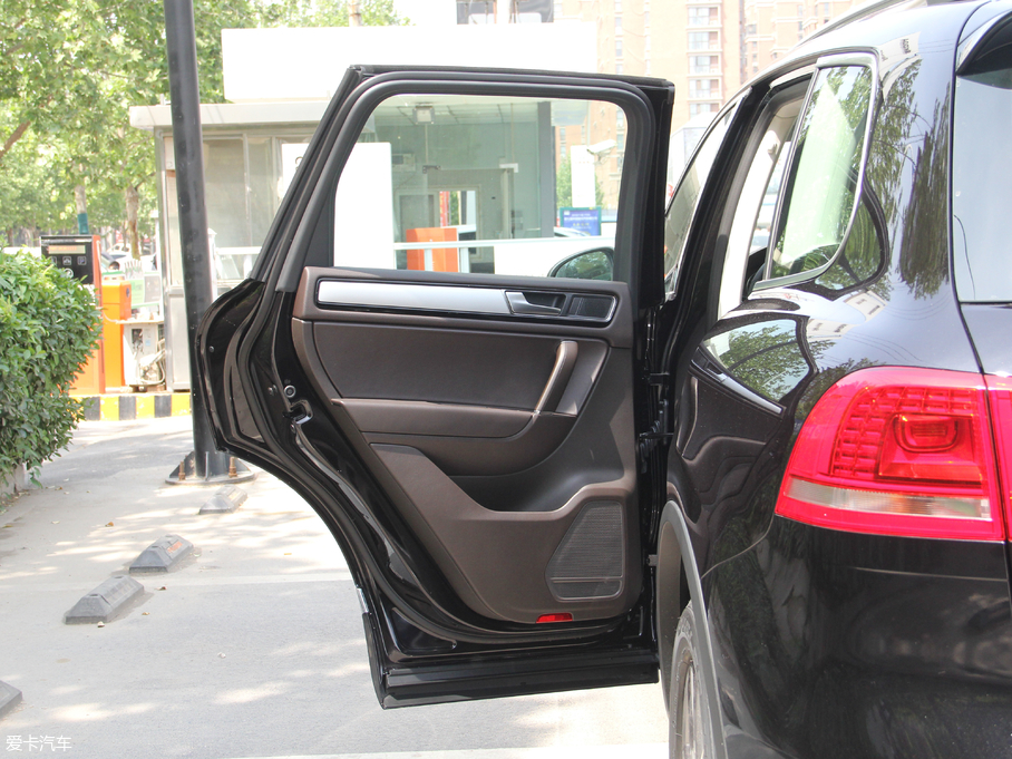 2018;J 3.0 TSI sҫذ