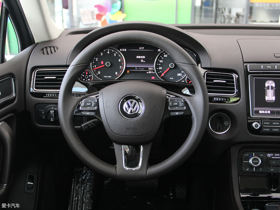 2018;J 3.0 TSI sҫذ