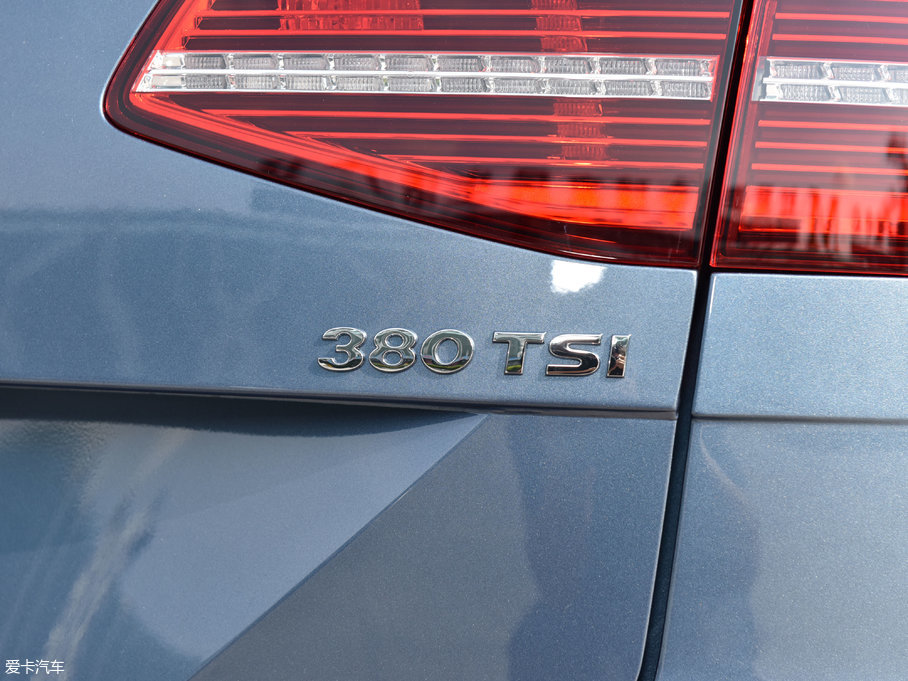 2018ε 380TSI (q)а