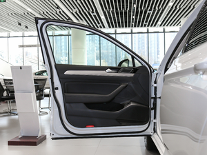 2018380TSI 򌕳а {λ܇T