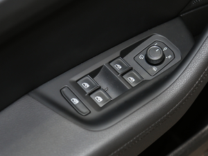 2018380TSI 򌕳а {܇ƅ^	