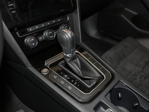 2018380TSI 򌕳а QU