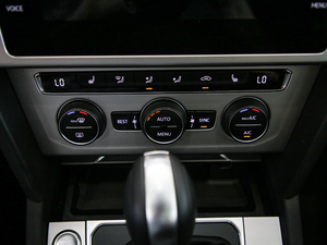 2018380TSI (q)а {(dio){(dio)(ji)