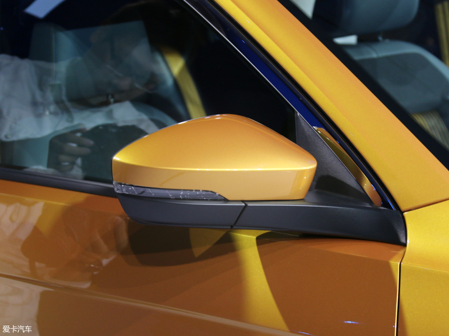 2018��T-ROCSTAR ����܇