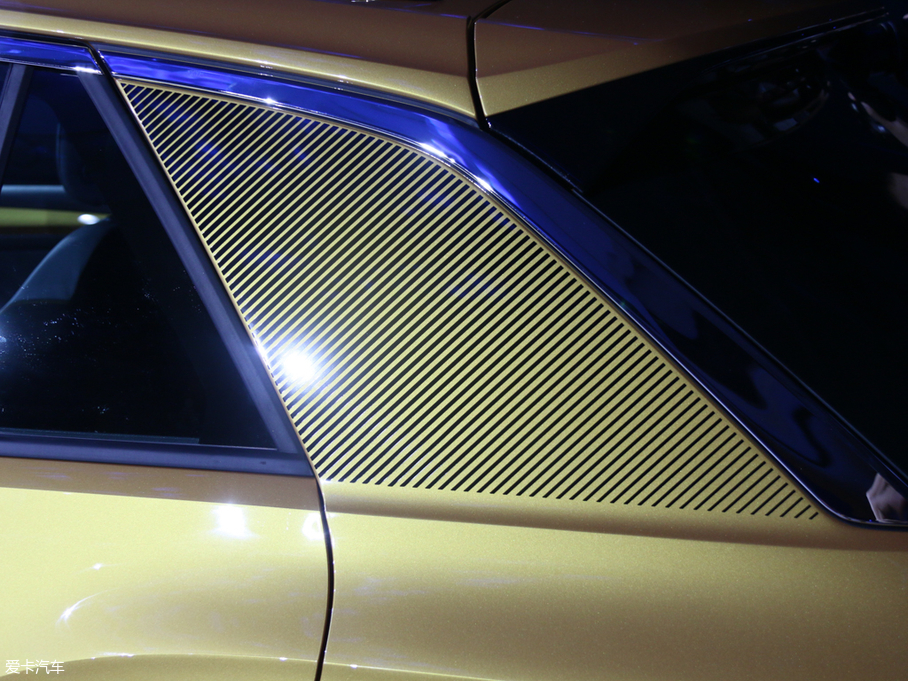 2018��T-ROCSTAR ����܇