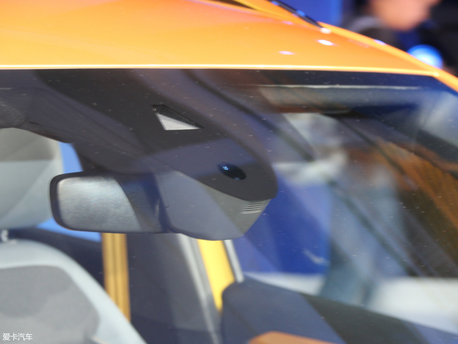 2018��T-ROCSTAR ����܇