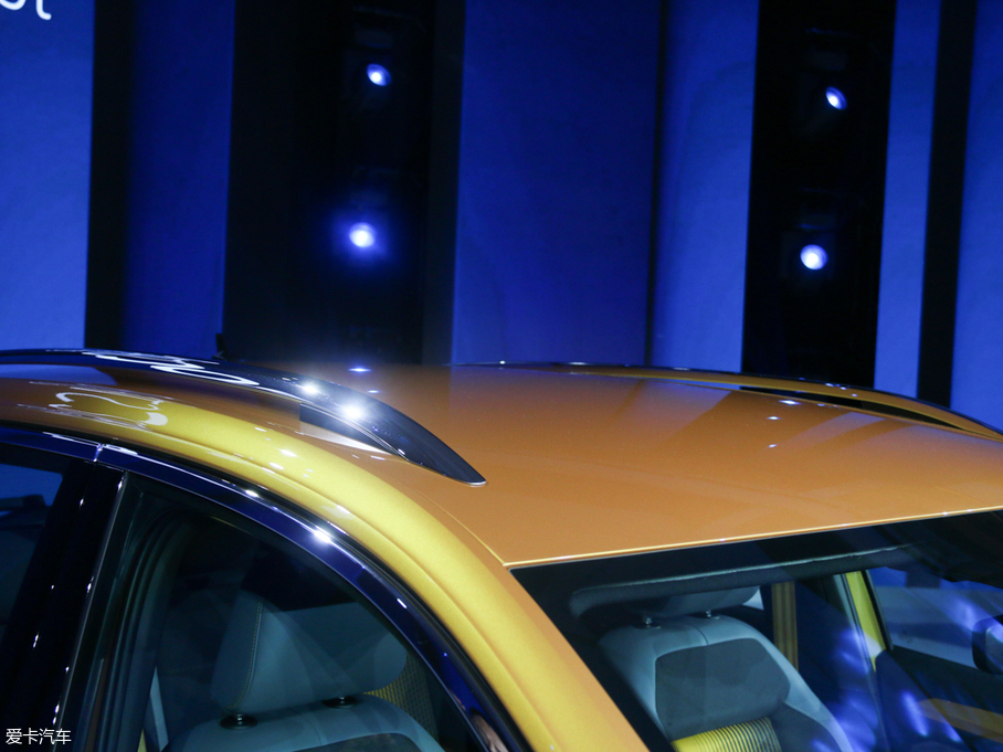 2018��T-ROCSTAR ����܇