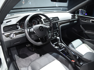 2018��GT �п؅^