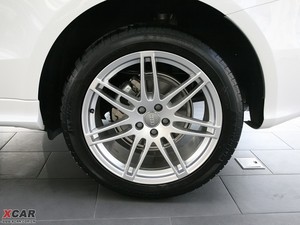 2010款3.2L 运动版 轮圈