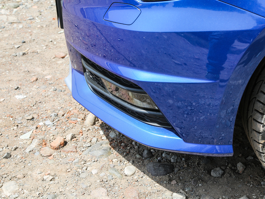 2018?yun)WA1 30 TFSI ذ