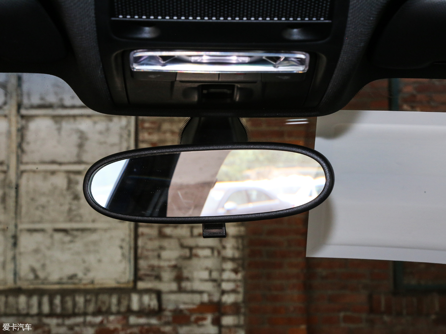 2018?yun)WA1 30 TFSI ذ