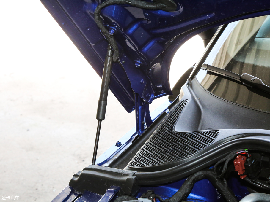 2018?yun)WA1 30 TFSI ذ