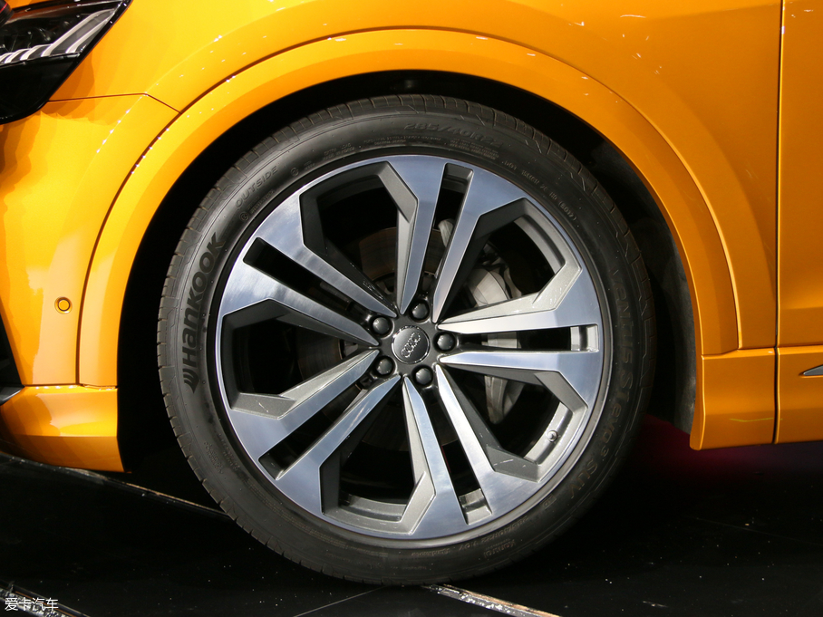 2018��W��Q8 ������