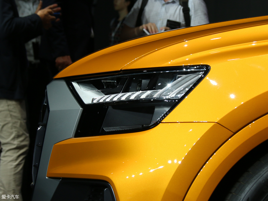 2018��W��Q8 ������