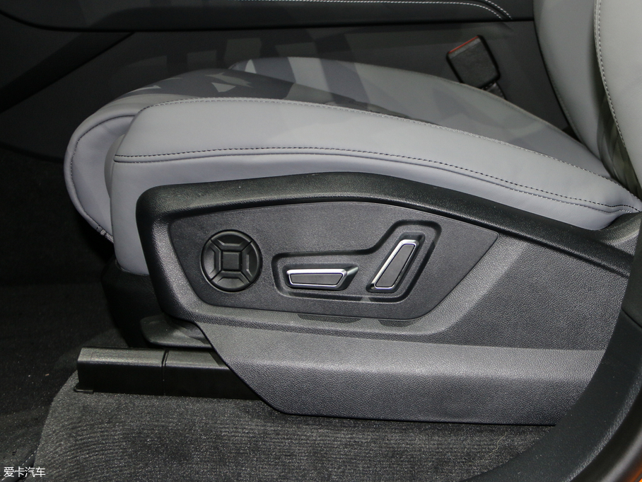 2018��?yu��n)W��Q8 ������