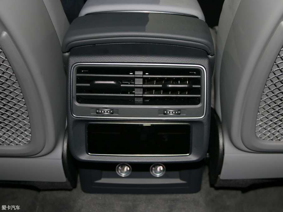 2018��W��Q8 ������