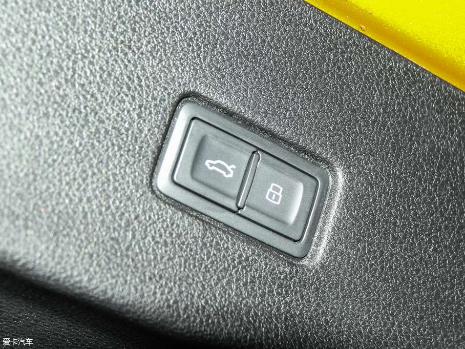 2018��W��Q8 ������