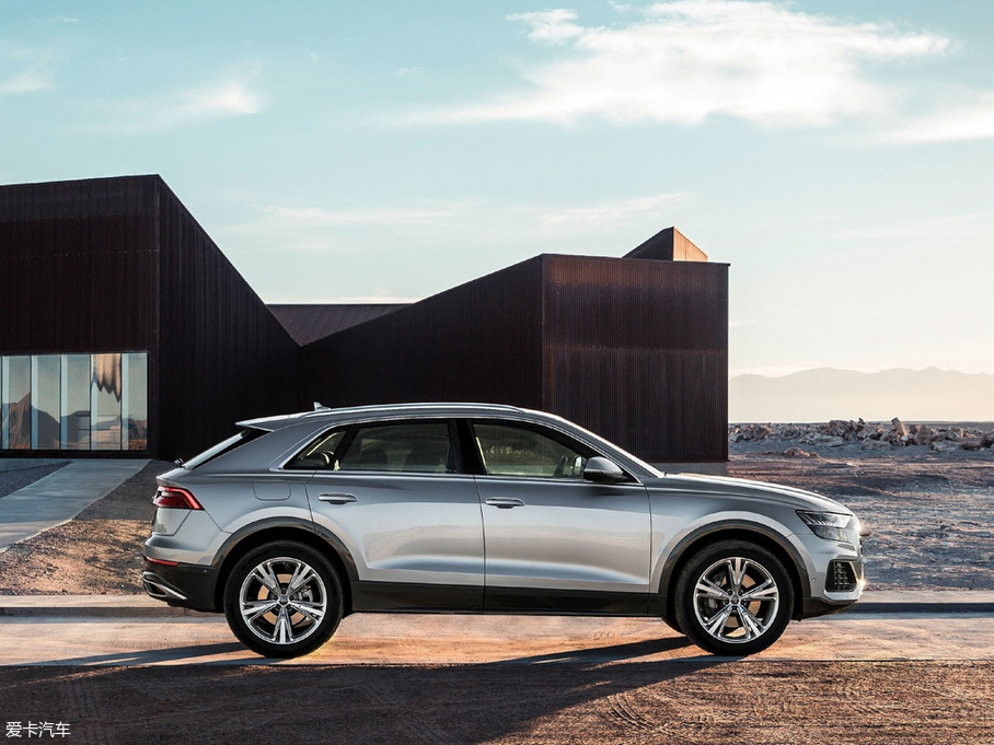 2018��W��Q8 ������