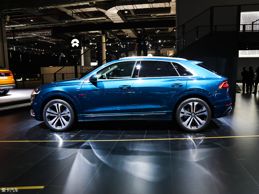 2018��W��Q8 ������