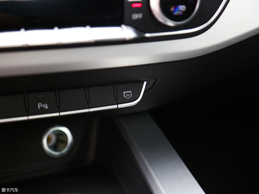 2018��?yu��n)W��S4 3.0TFSI