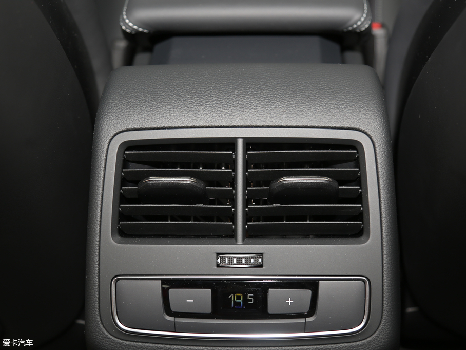 2018��?yu��n)W��S4 3.0TFSI