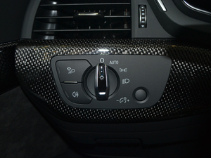 2018��3.0TFSI �п؅^