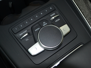 2018��3.0TFSI �п؅^