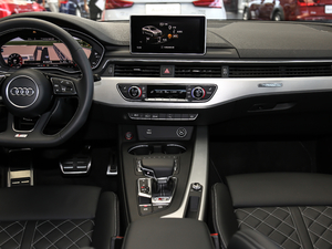 2018��3.0TFSI �п��_