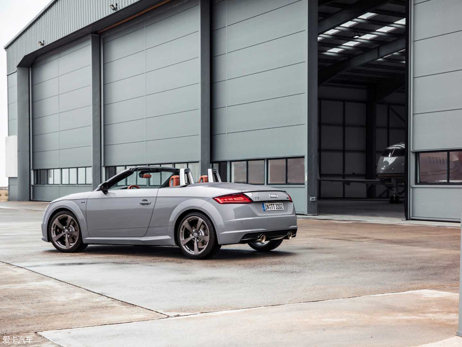 2019?yun)WTT Roadster 20o(j)