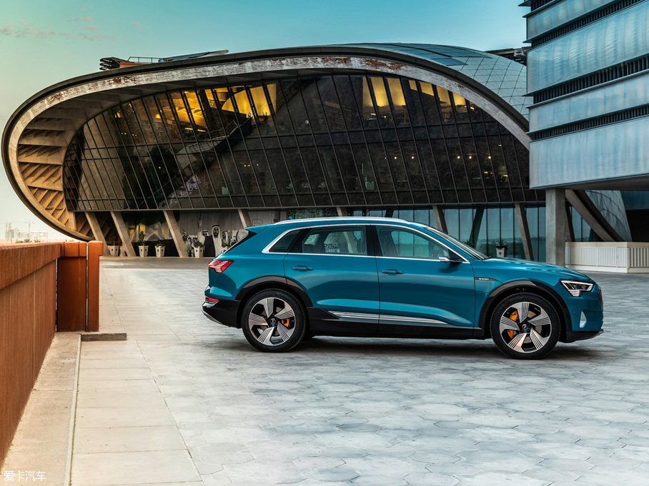 2020We-tron(M) 55 quattro r