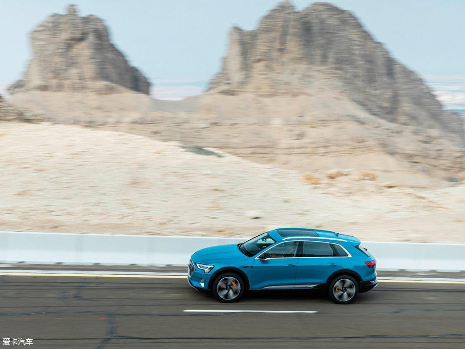 2020We-tron(M) 55 quattro r