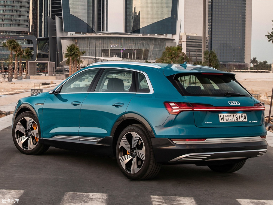 2020We-tron(M(jn)) 55 quattro r(sh)